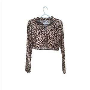 Sommer Ray Leopard Print Cropped Top